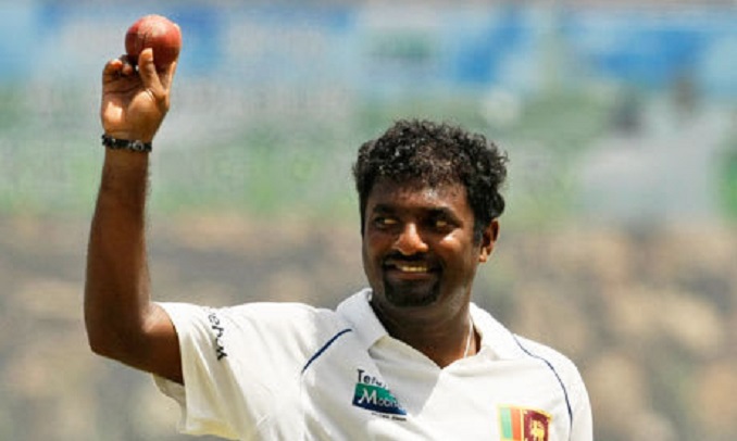 Muttiah Muralitharan picked up 800th Test wicket on career's last ball #Cricket #SriLanka #Test #MuttiahMuralitharan