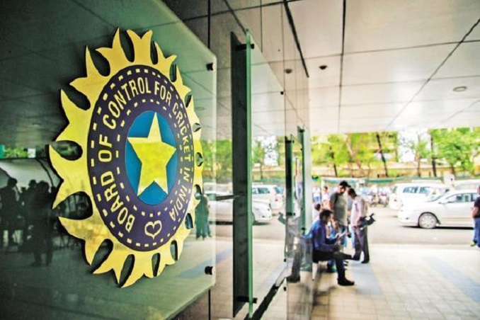Supreme Court dumps BCCI's 'one state, one vote' policy #Cricket #India #BCCI #Sports