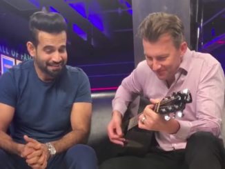 Irfan Pathan sings 'Humsafar' as Brett Lee plays guitar