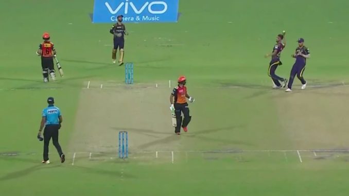 F***ing fool: KKR's Dinesh Karthik abuses Prasidh Krishna for overthrow Kolkata Knight Riders IPL 2018 Indian Premier League