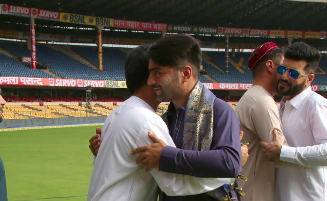 Afghanistan players reach ground in pathani suits to celebrate Eid #India #Afghanistan #Cricket #RashidKhan #INDvAFG