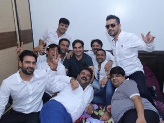 Pictures of Arbaaz Khan with alleged bookies surface online